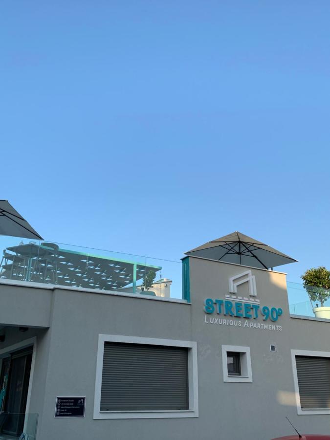 Street 90 Lux Aparts เกราโมตี ภายนอก รูปภาพ